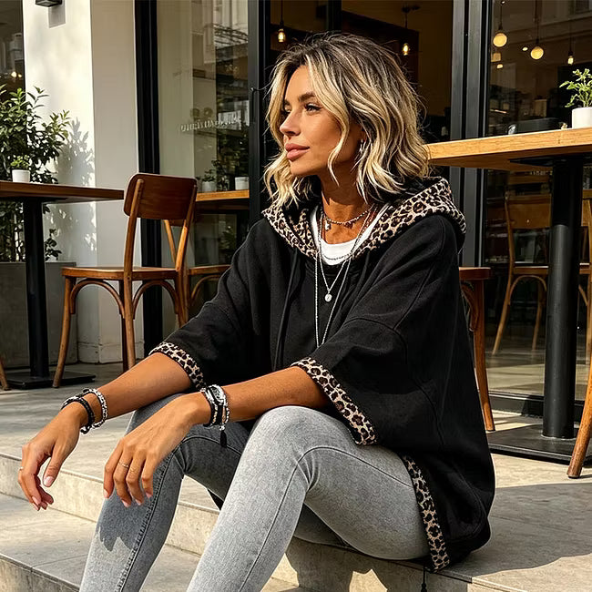 Aliz - Hoodie mit Fledermausärmeln und Leopardenmuster