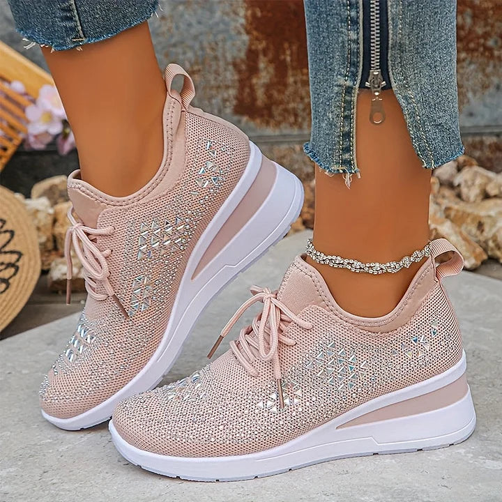 Lilia - strassbesetzter Keilsneaker
