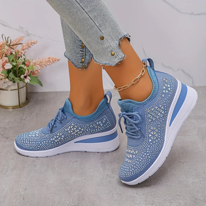 Lilia - strassbesetzter Keilsneaker
