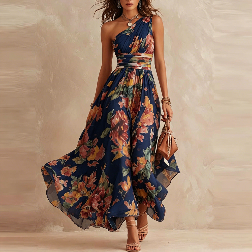 Alisa - Fließendes Maxikleid mit einseitig platziertem Floralmuster