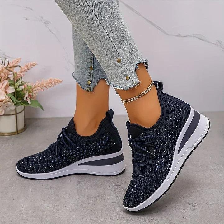 Lilia - strassbesetzter Keilsneaker