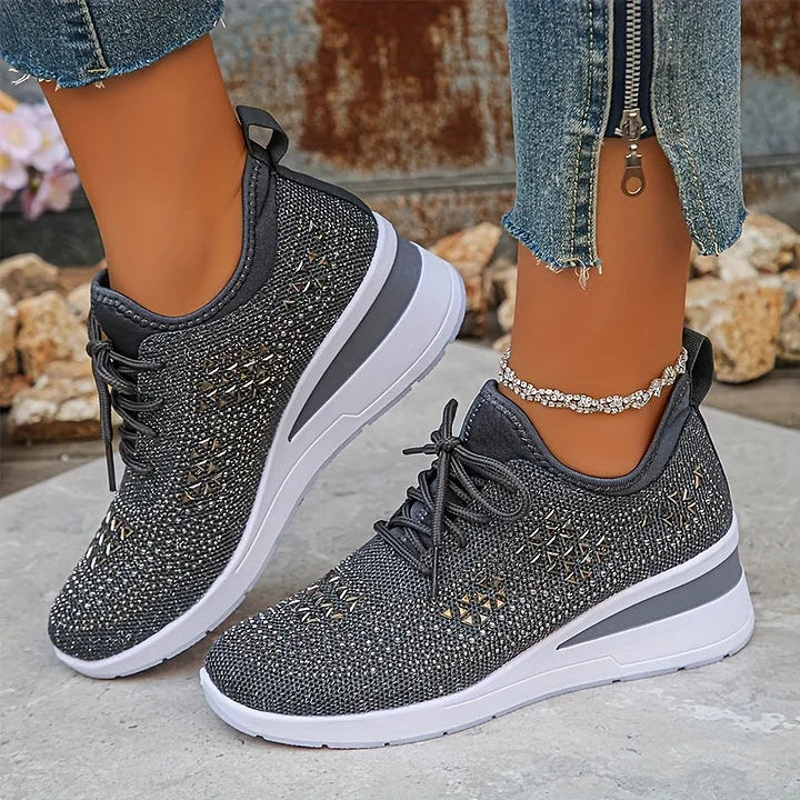 Lilia - strassbesetzter Keilsneaker
