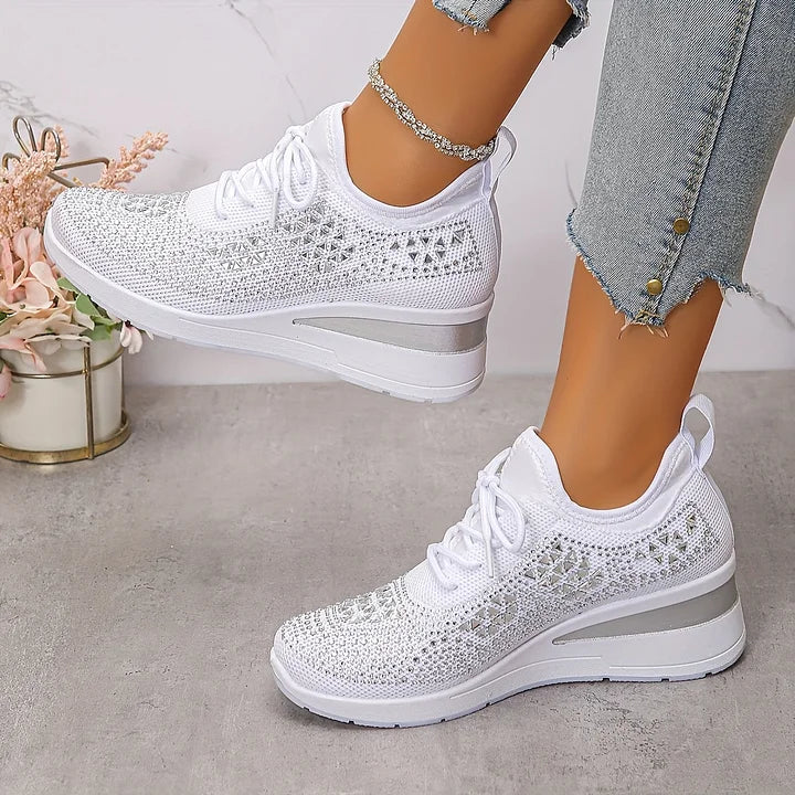 Lilia - strassbesetzter Keilsneaker