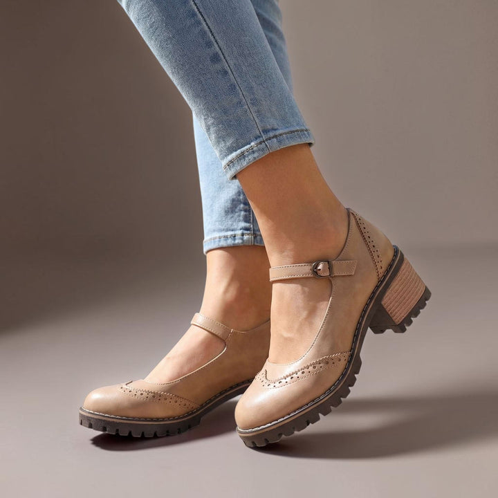 Ilyra - Blockabsatzschuhe mit Riemchen und Schnalle